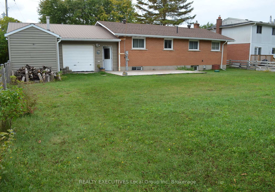 20-fitz-avenue-south-river-ontario-x12439742