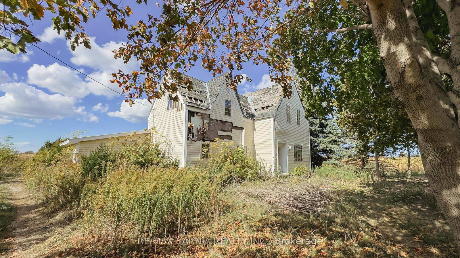 8769-northville-road-lambton-shores-ontario-x12439828