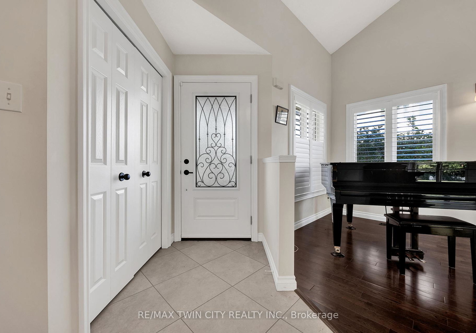 10-joshua-court-blandford-blenheim-ontario-x12439871