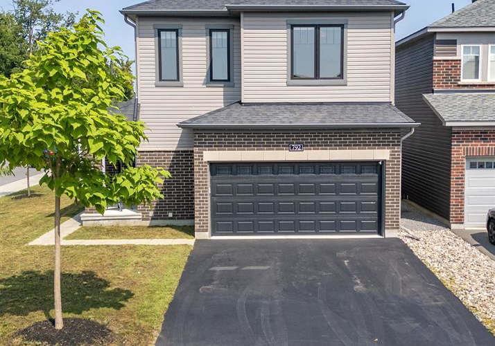 792-cappamore-drive-ottawa-ontario-x12439970