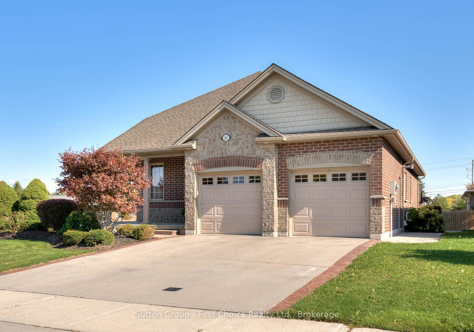 211-sunset-drive-west-perth-ontario-x12440185