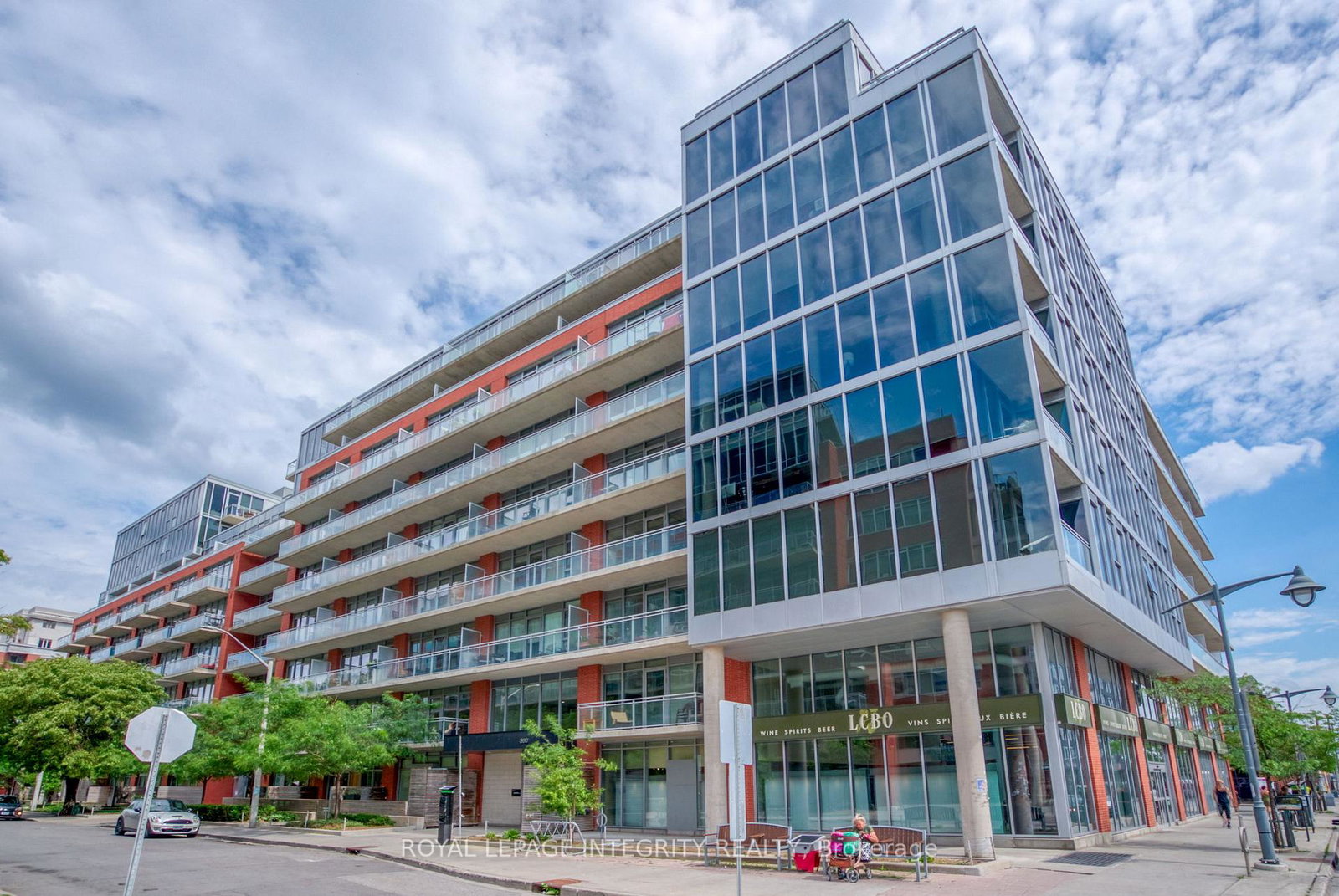 360-mcleod-street-ottawa-ontario-x12440220