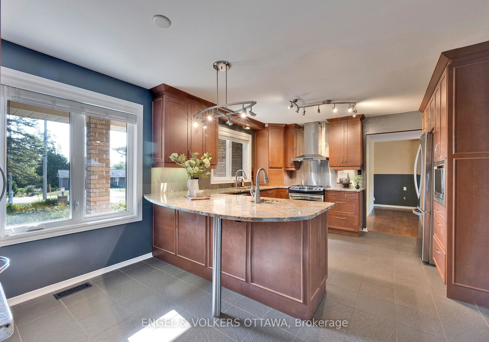 5233-mclean-crescent-ottawa-ontario-x12440279