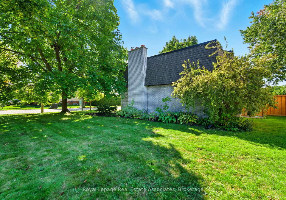 4-nashua-drive-brantford-ontario-x12440302
