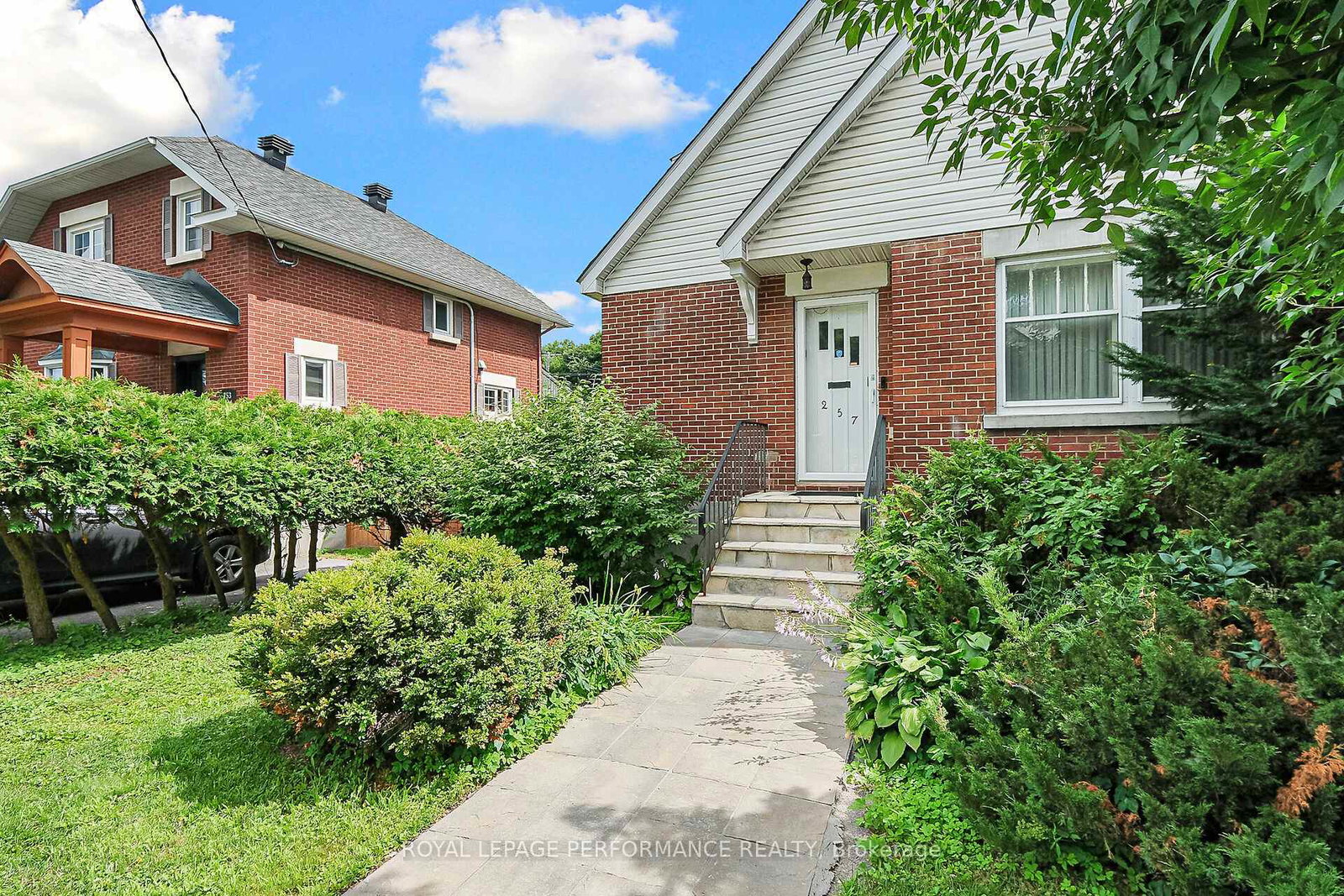 257-fairmont-avenue-ottawa-ontario-x12440345