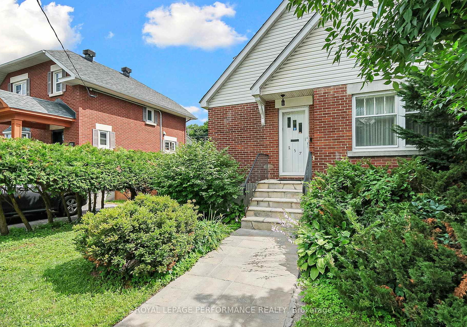 257-fairmont-avenue-ottawa-ontario-x12440345