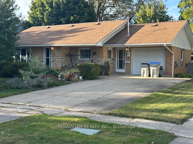 575-front-street-warwick-ontario-x12440491
