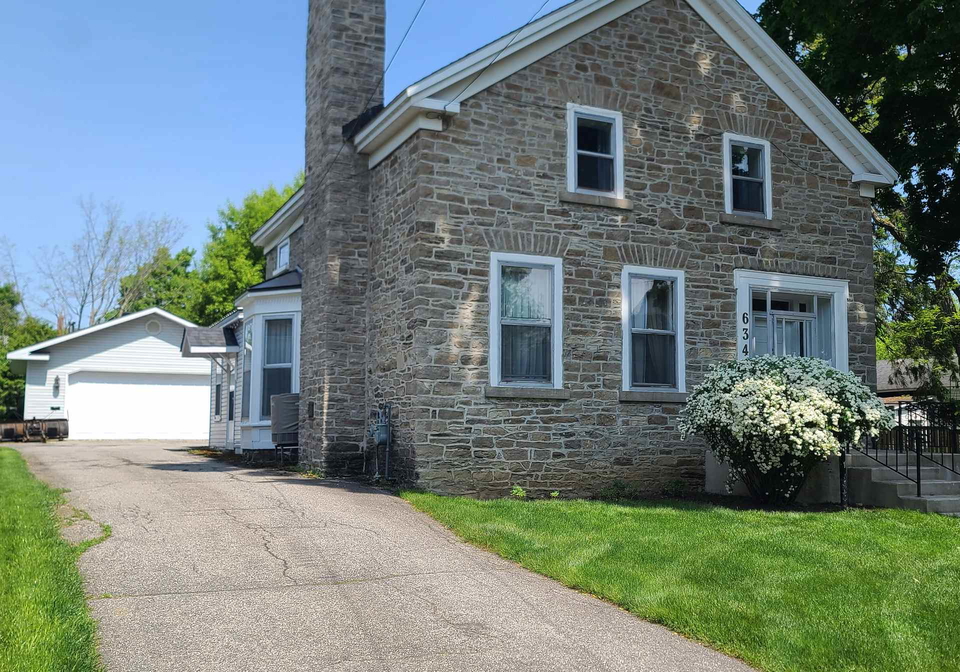 634-henry-street-w-prescott-ontario-x12440678