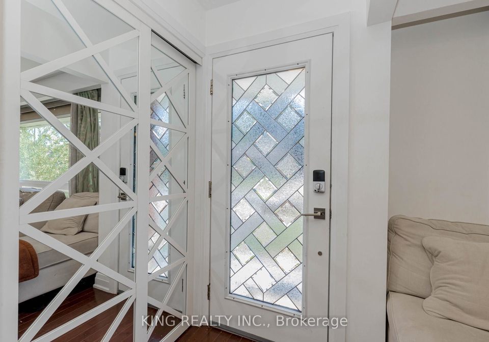 28-ainslie-avenue-hamilton-ontario-x12440684