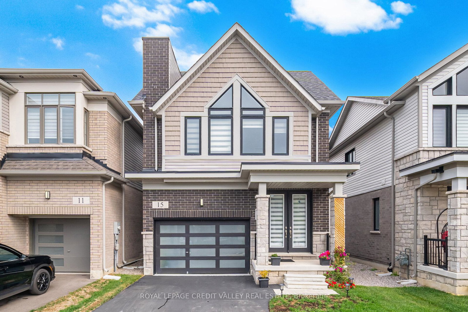 15-weylie-street-hamilton-ontario-x12440871