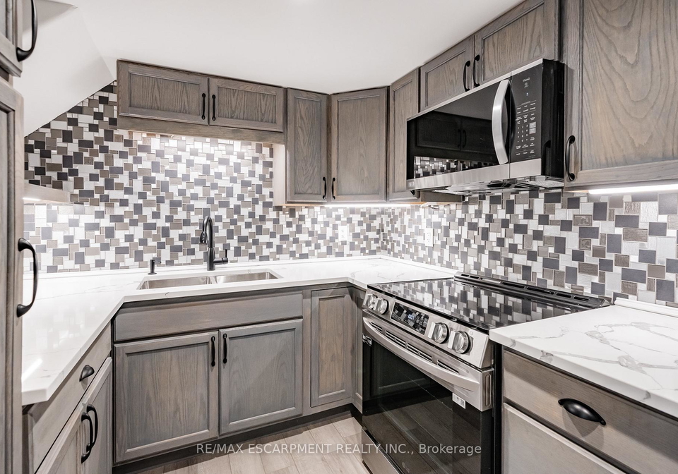 20-glendale-road-brant-ontario-x12440882