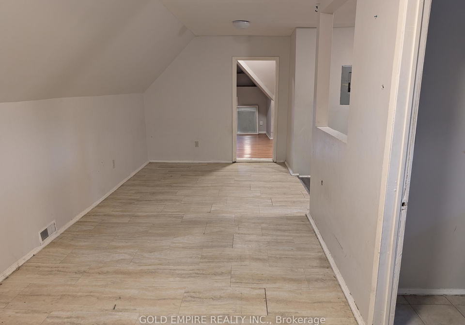 276-hamilton-road-london-east-ontario-x12441077