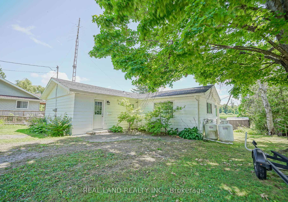 21-marilyn-crescent-kawartha-lakes-ontario-x12441318