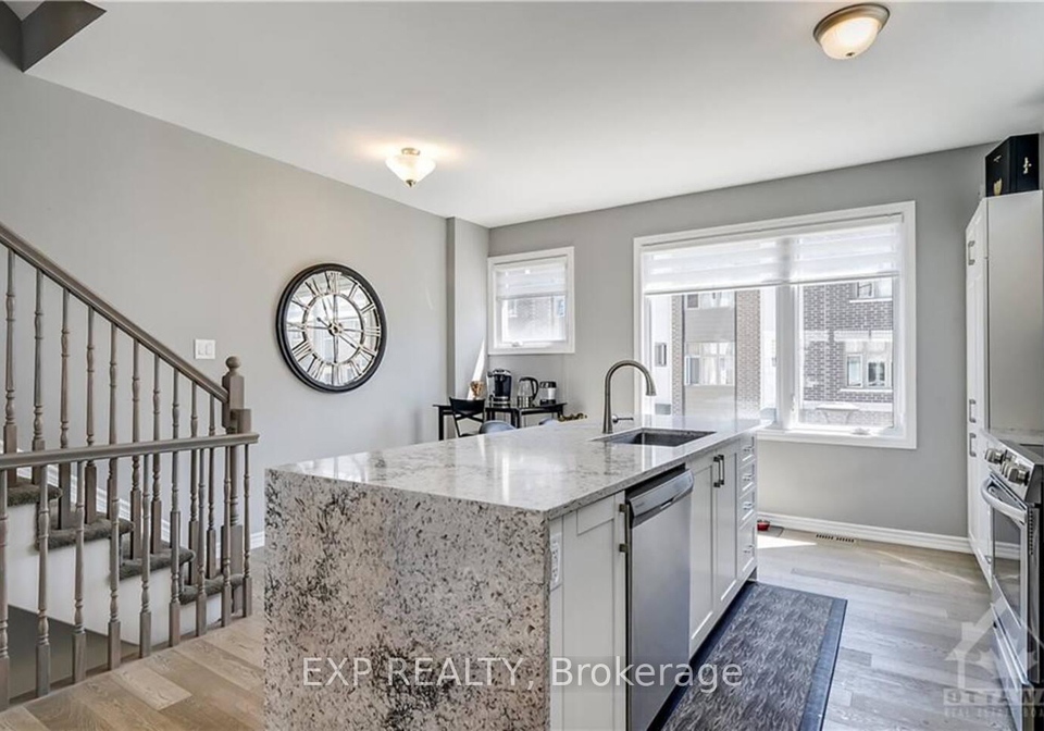 213-makadewa-private-ottawa-ontario-x12441319