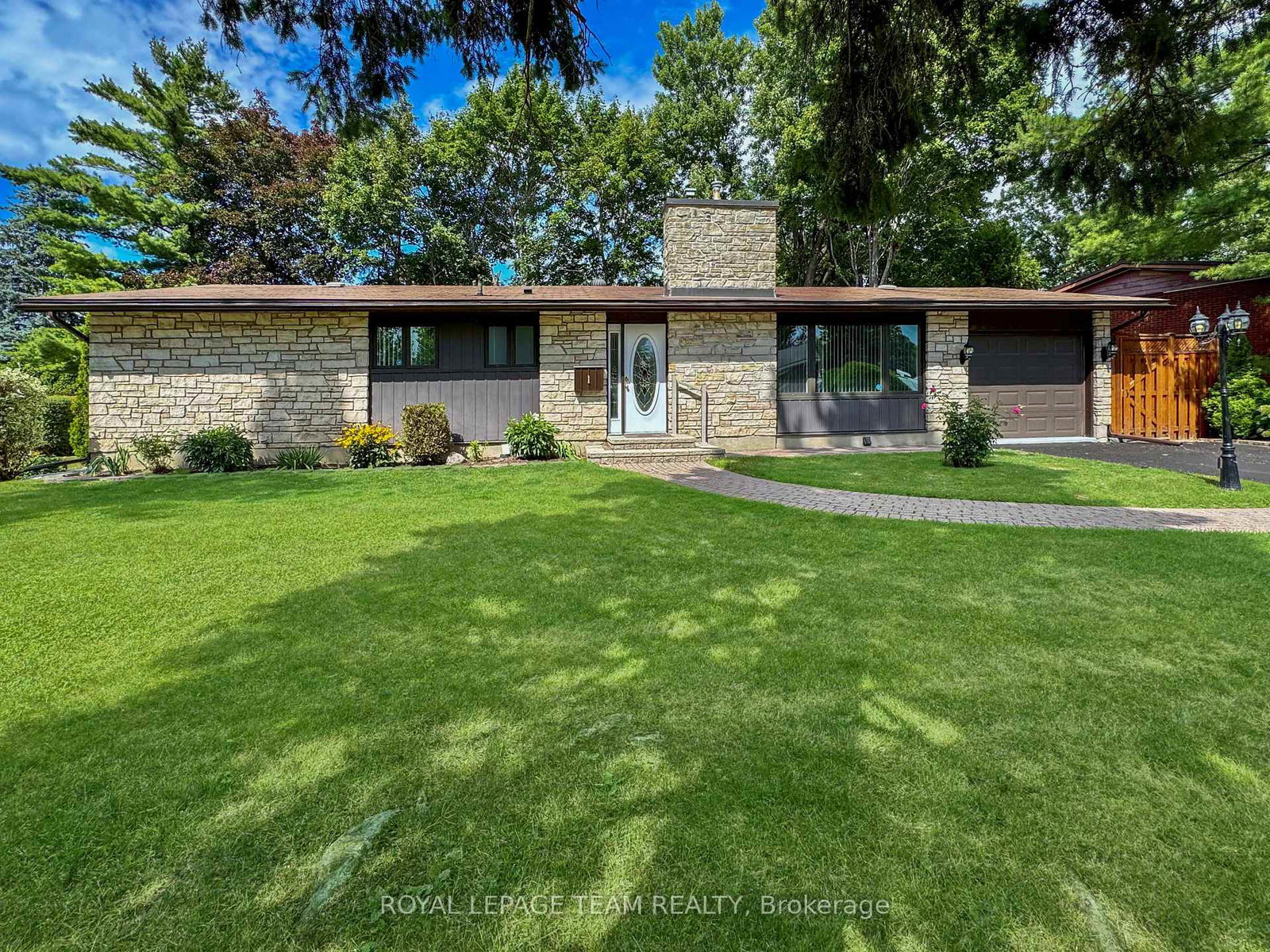 1-stillwater-drive-ottawa-ontario-x12441339