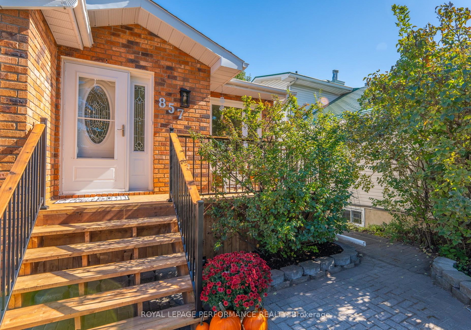 857-rob-roy-avenue-ottawa-ontario-x12441474
