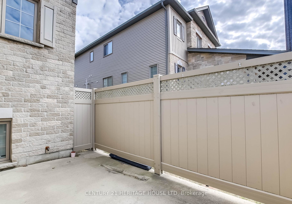 3200-singleton-avenue-london-south-ontario-x12441665