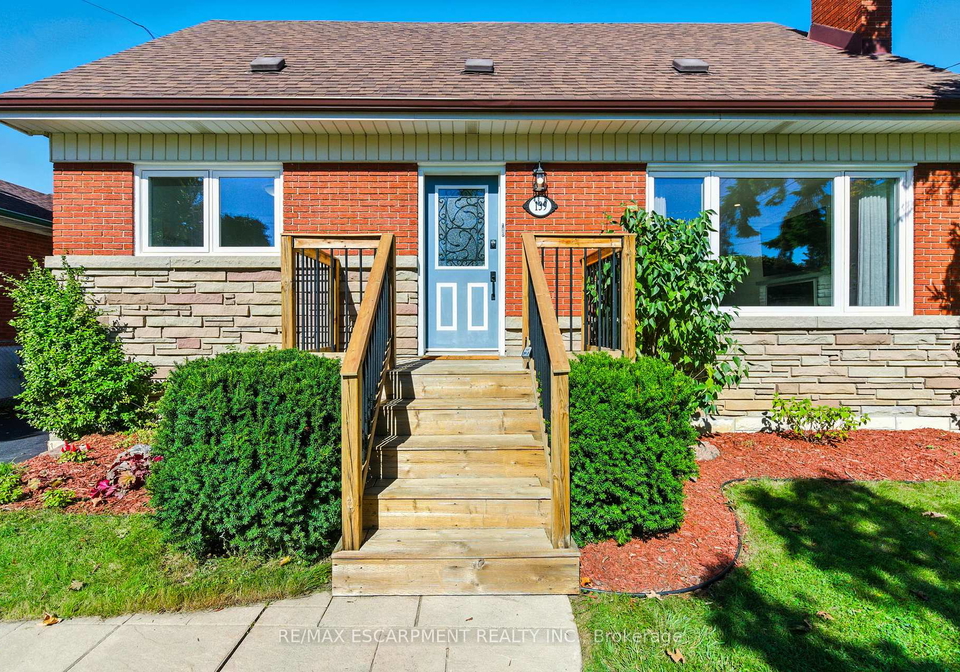139-toby-crescent-hamilton-ontario-x12441700