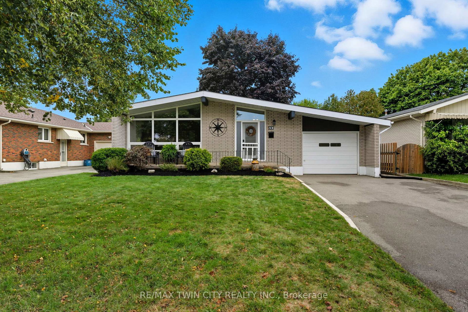 31-buckingham-street-brantford-ontario-x12441903