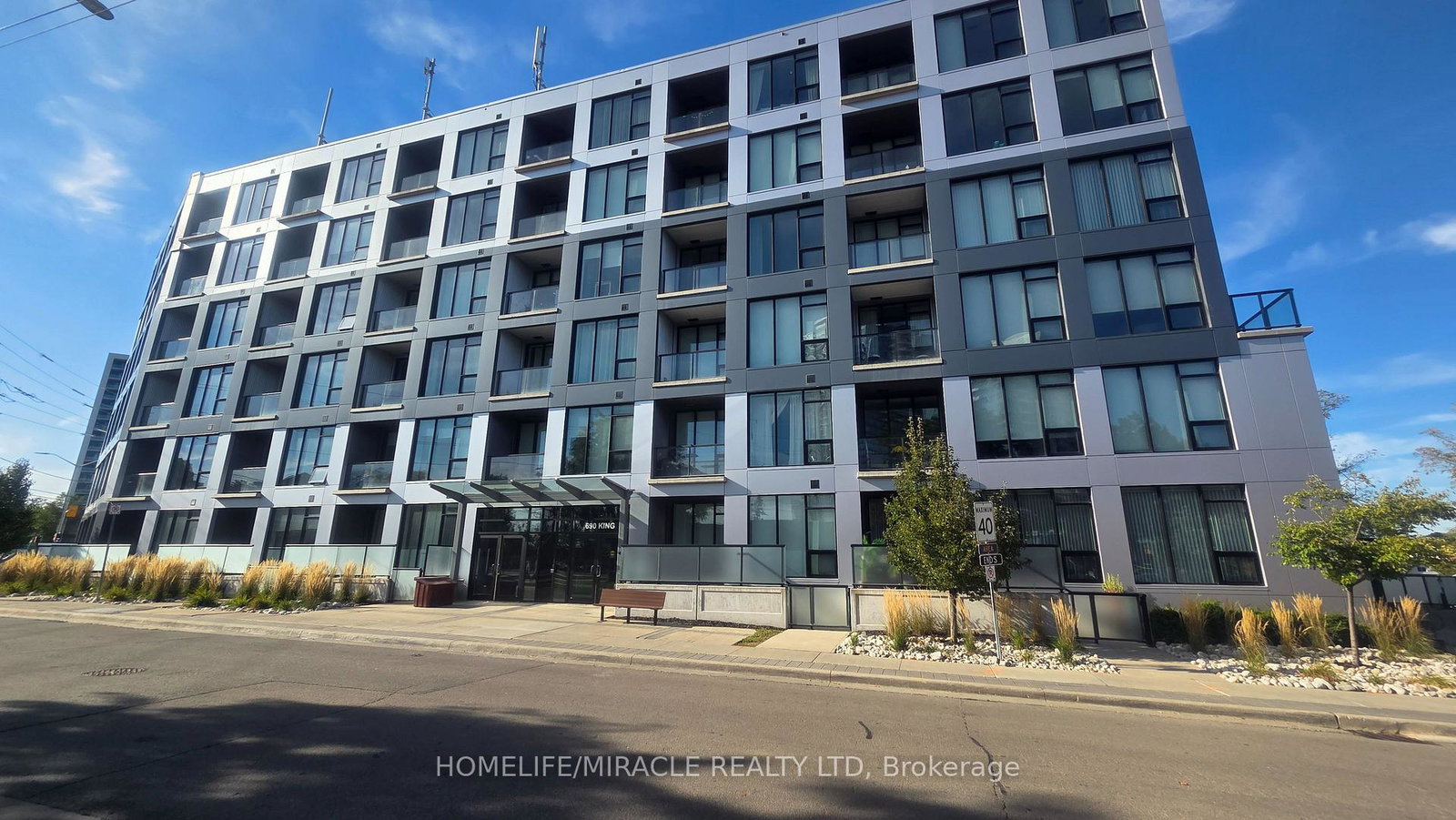 690-king-street-w-kitchener-ontario-x12442083