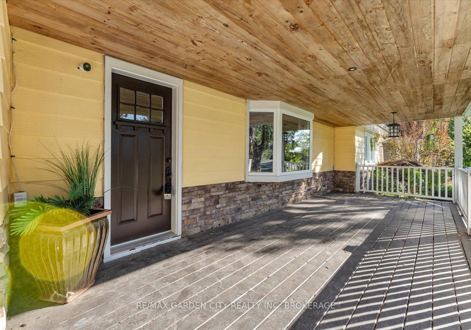 41-emmett-street-pelham-ontario-x12442142