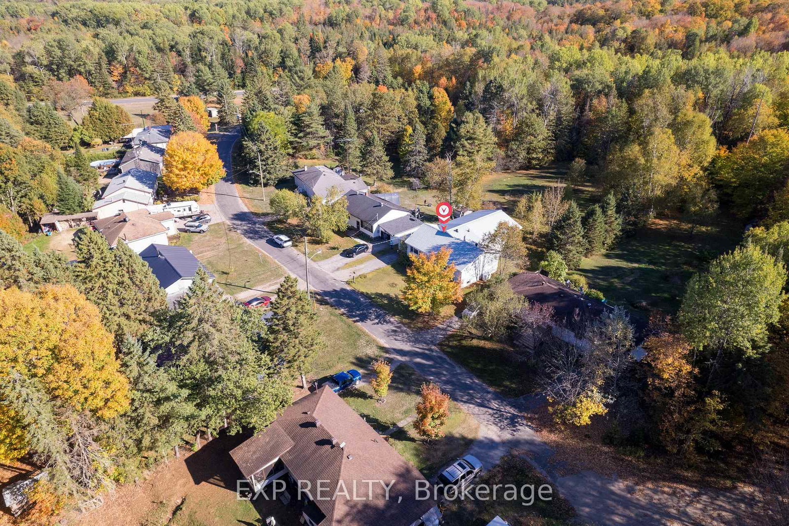 1043-estates-road-highlands-east-ontario-x12442292