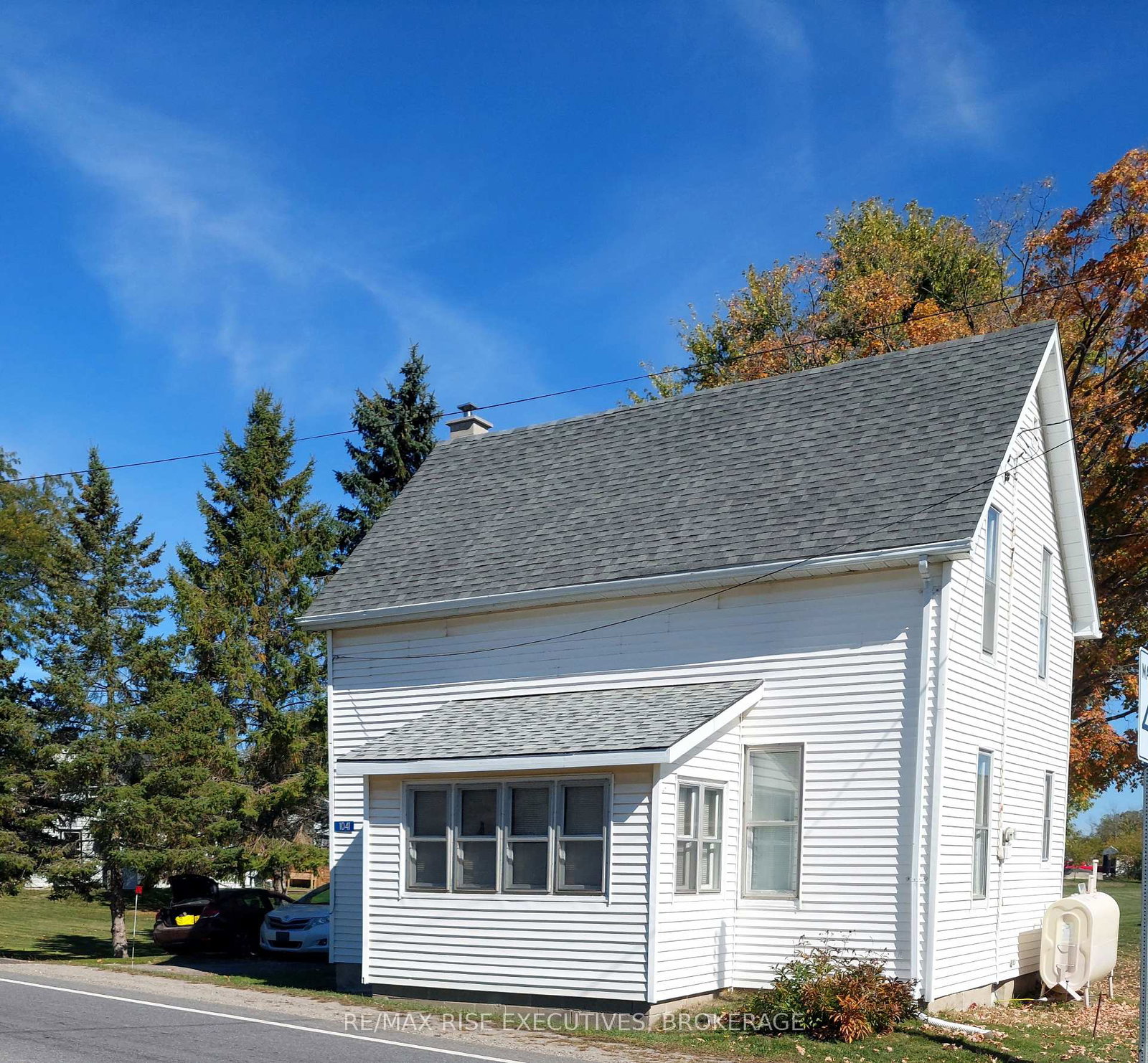 1041-prince-street-lansdowne-village-ontario-x12442354
