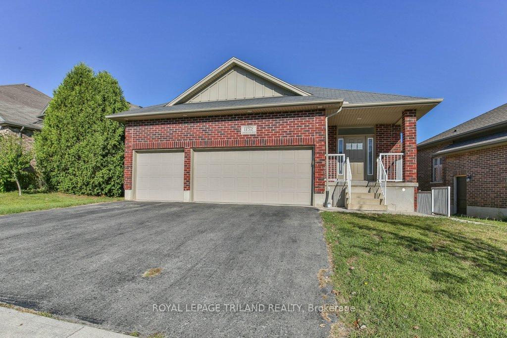 1152-oakcrossing-road-london-north-ontario-x12442520