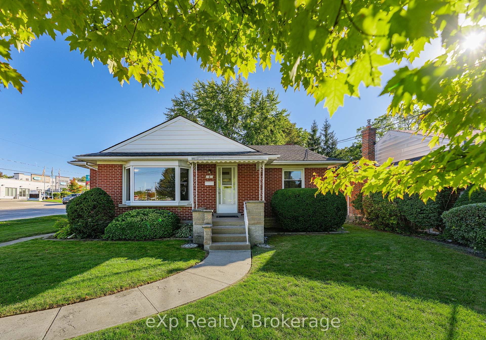 2-skov-crescent-guelph-ontario-x12442576
