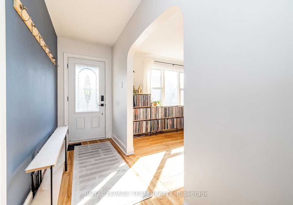 192-durocher-street-ottawa-ontario-x12442655