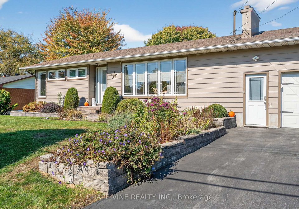 5041-thunder-road-carlsbad-springs-ontario-x12442778
