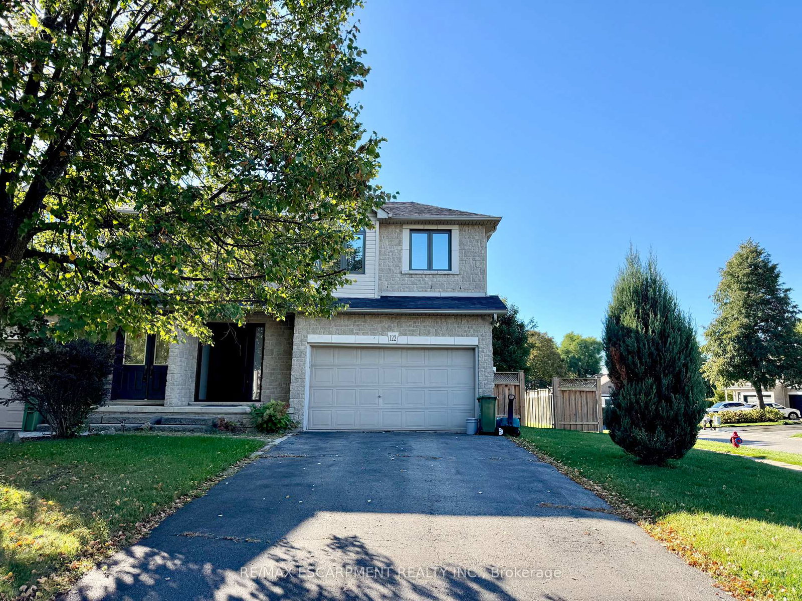 122-foxborough-drive-hamilton-ontario-x12442817