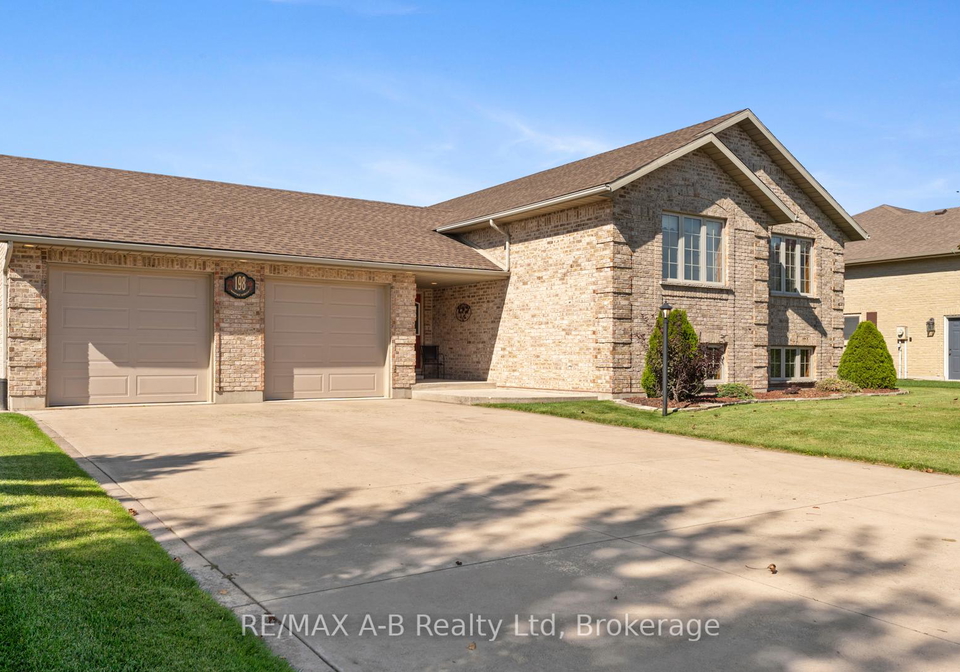 198-wimpole-street-west-perth-ontario-x12442922