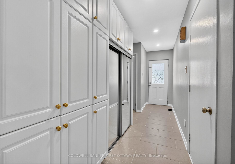 6-pennington-lane-ottawa-ontario-x12443132
