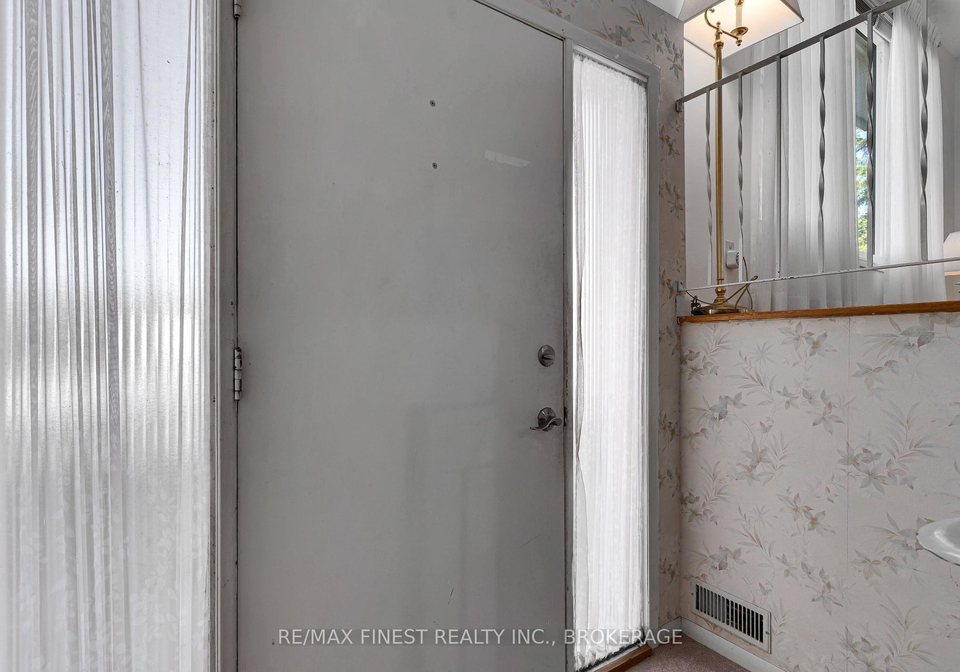 704-aylmer-crescent-kingston-ontario-x12443136