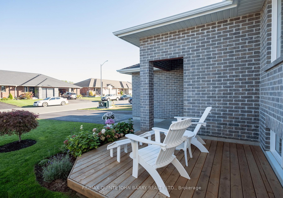 6-mcintosh-crescent-quinte-west-ontario-x12443152