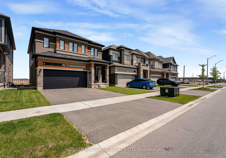 16-scenic-ridge-gate-brant-ontario-x12443208