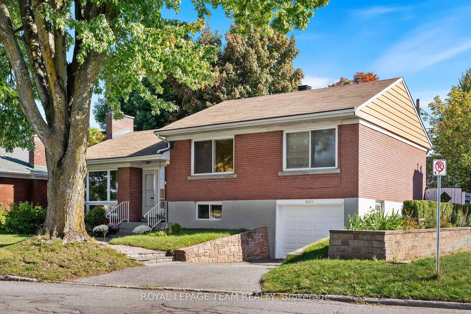 2184-iris-street-ottawa-ontario-x12443220