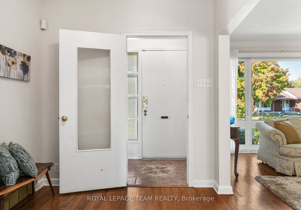2184-iris-street-ottawa-ontario-x12443220
