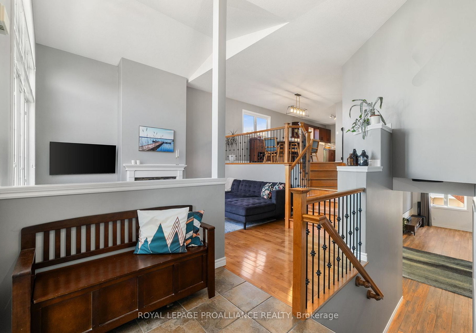 16-kyle-court-quinte-west-ontario-x12443241