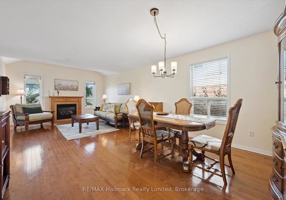 11-peer-drive-guelph-ontario-x12443321