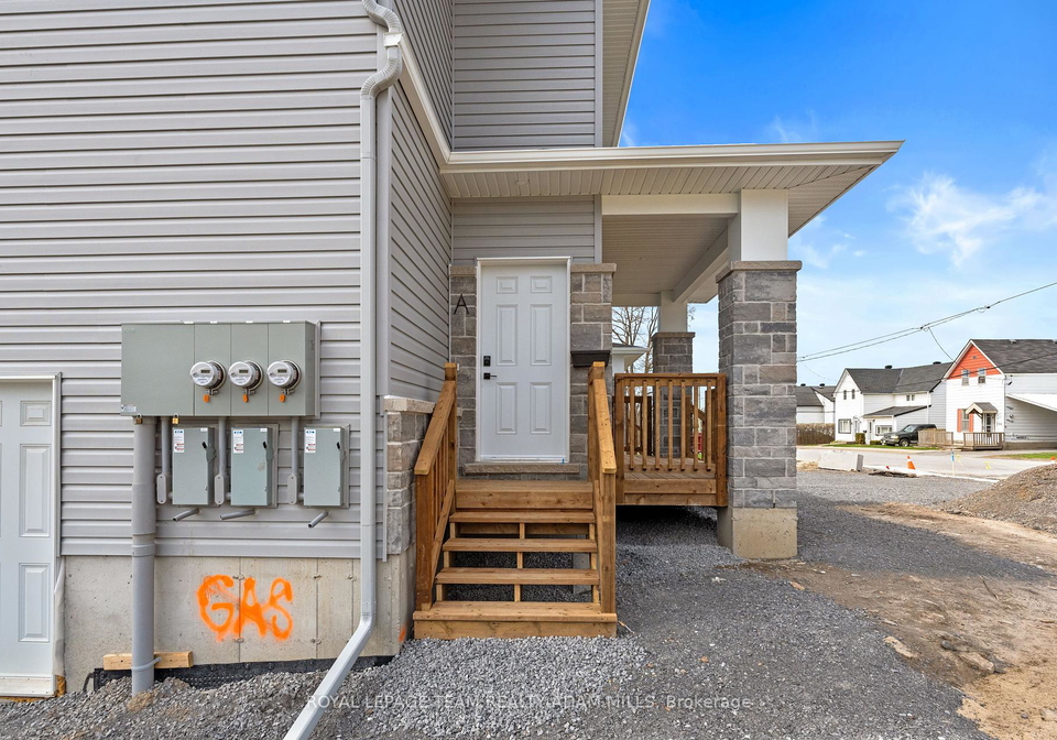 203-teskey-street-mississippi-mills-ontario-x12443345