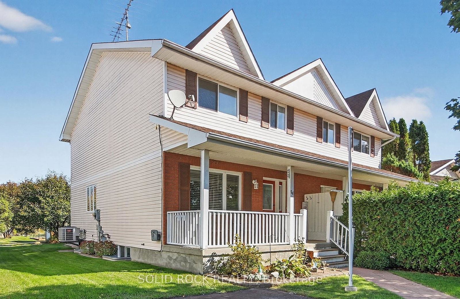 54-rowan-drive-south-dundas-ontario-x12443572