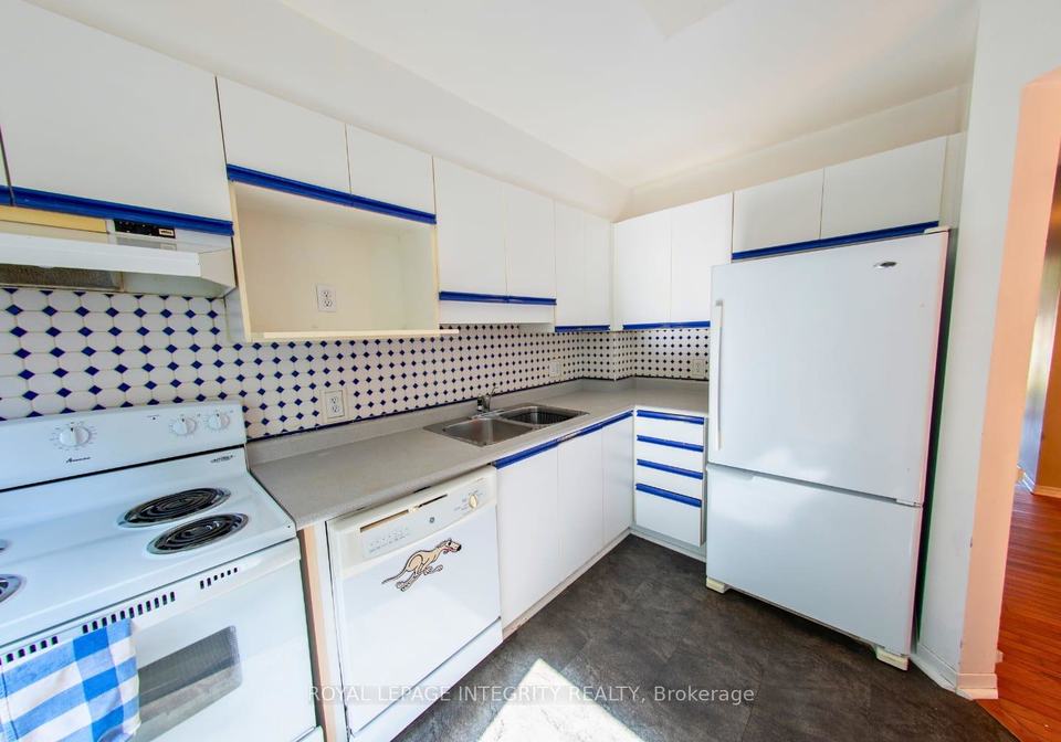 242-beatrice-drive-ottawa-ontario-x12443678