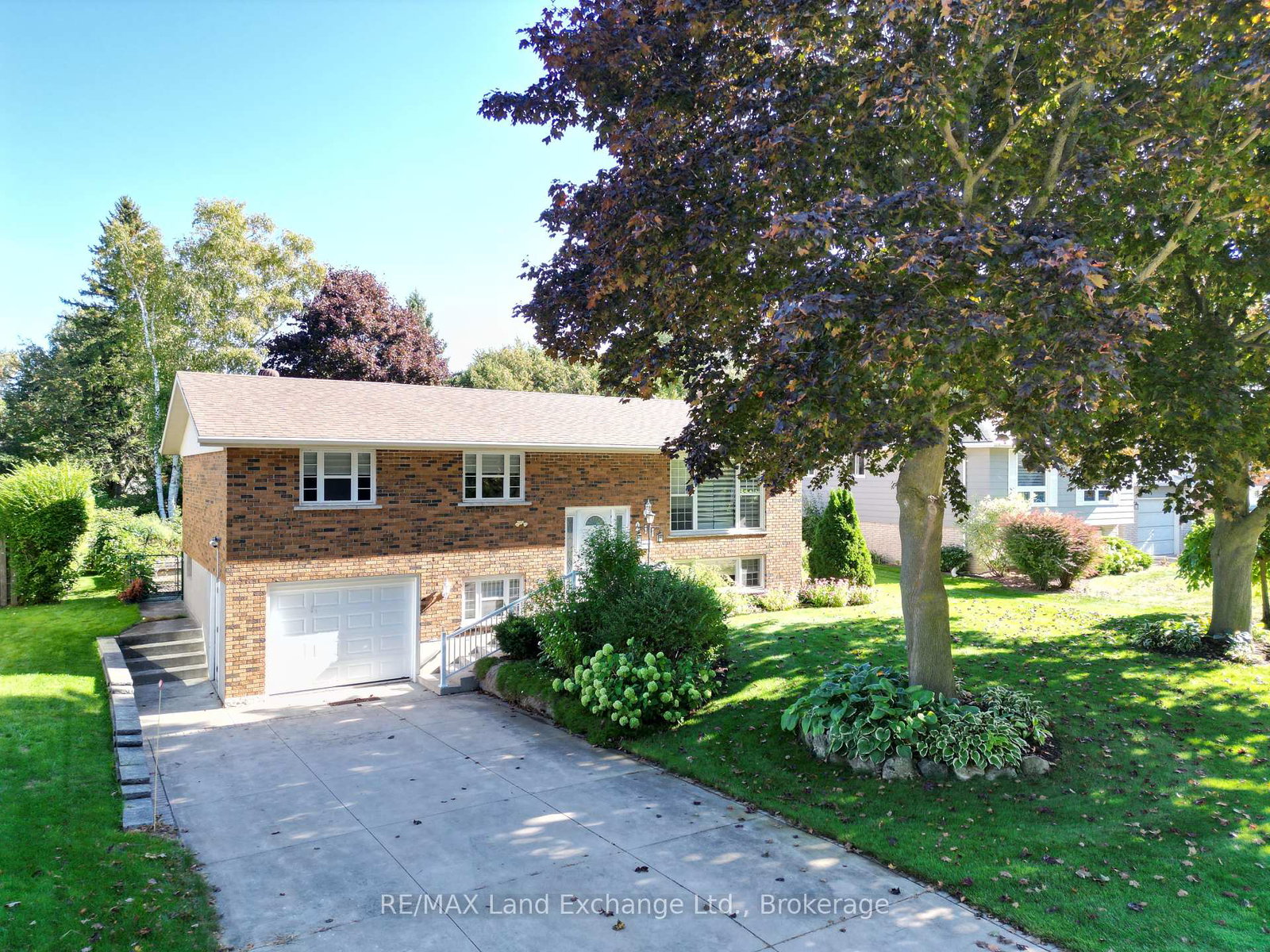211-nelson-street-kincardine-ontario-x12443729