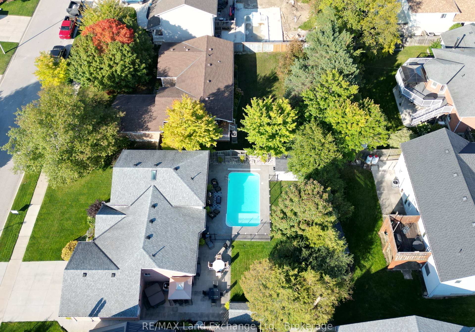 211-nelson-street-kincardine-ontario-x12443729