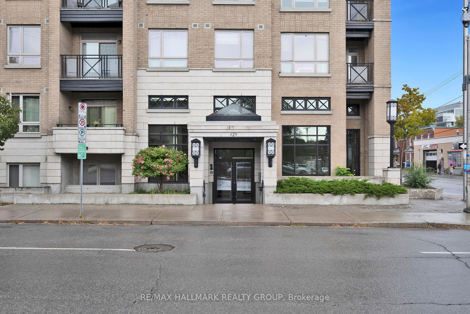429-kent-street-ottawa-ontario-x12443759
