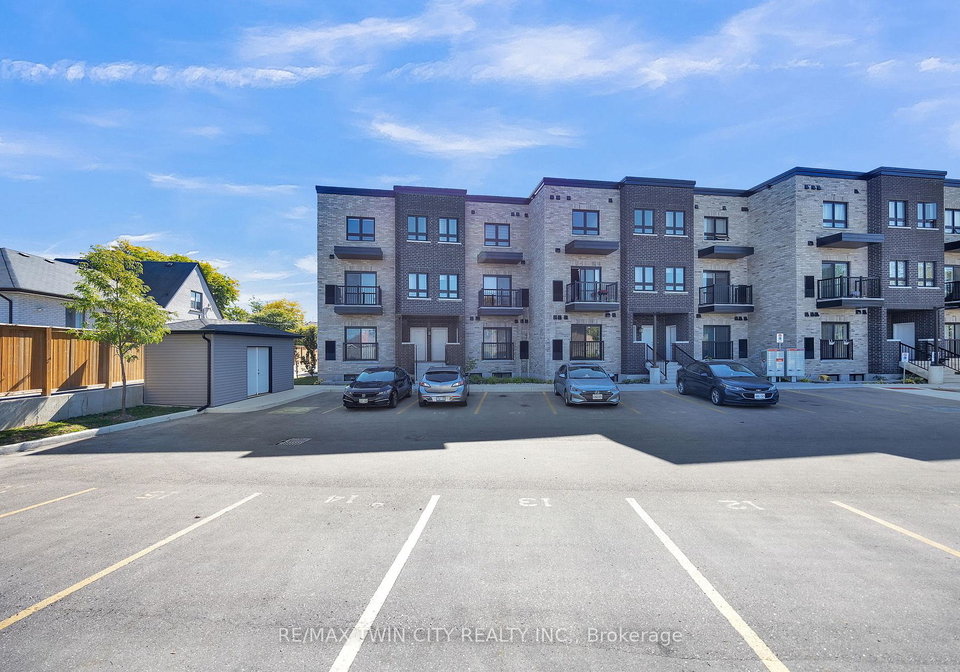 600-victoria-street-s-kitchener-ontario-x12443773