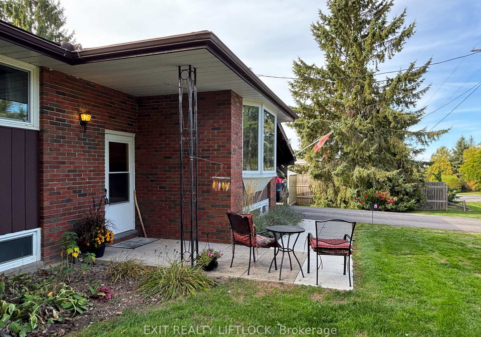 1276-beavis-boulevard-selwyn-ontario-x12443790