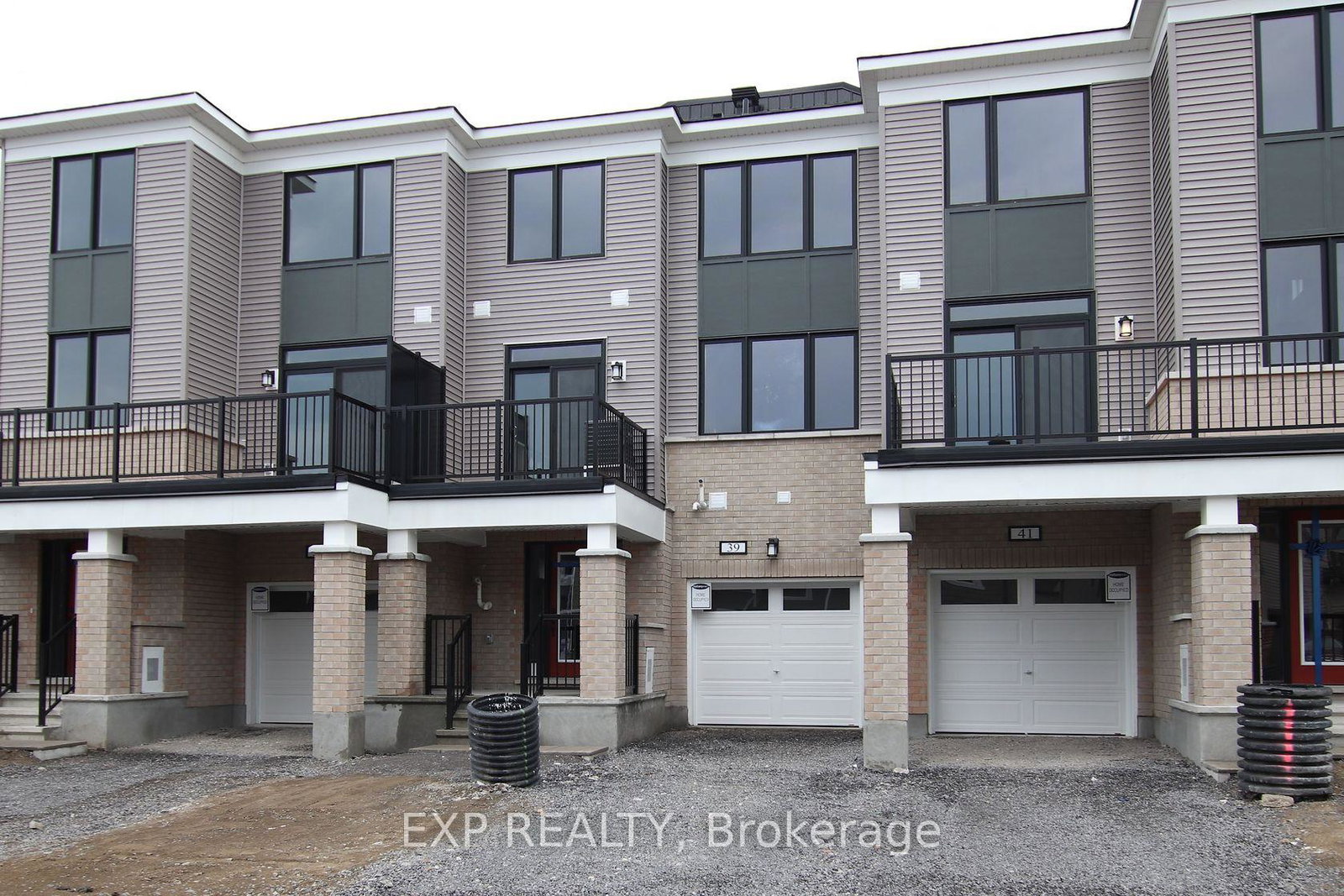 39-lentago-avenue-ottawa-ontario-x12443878